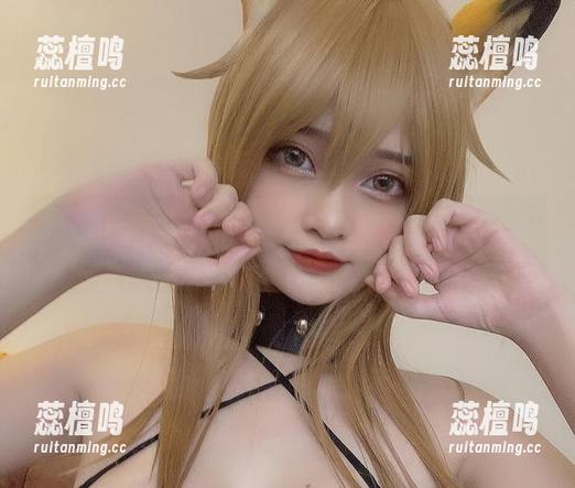 Azami的免费美图：狂战士世纪赛场再现，打怪升级中！