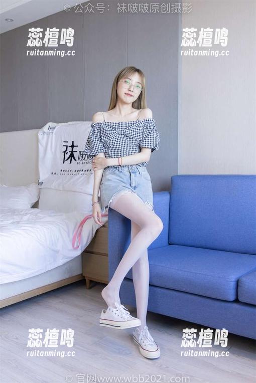 BoBoSocks袜啵啵 - 奶油与两双板鞋的邂逅，没有圣光，只有温柔的细节，精致套图认真来看。