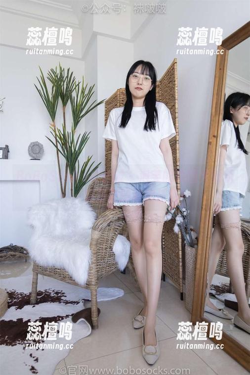 BoBoSocks袜啵啵 - 泡芙的美图大更新——运动鞋的秘密任务！