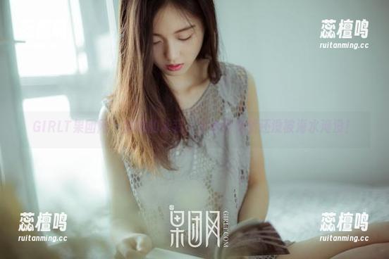 GIRLT果团网 - 棒棒的泳装，王语纯竟然还没被海水淹没！