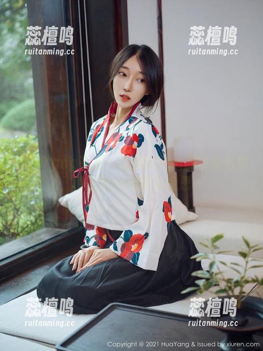 HuaYang花漾-尤妮丝Egg HuaYang花漾 - 尤妮丝Egg的油亮私拍,原图没ps都很够意思~