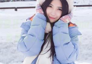 IMiss爱蜜社 – 最新的莉娜lena，吊带图真是让人目不转睛啊！