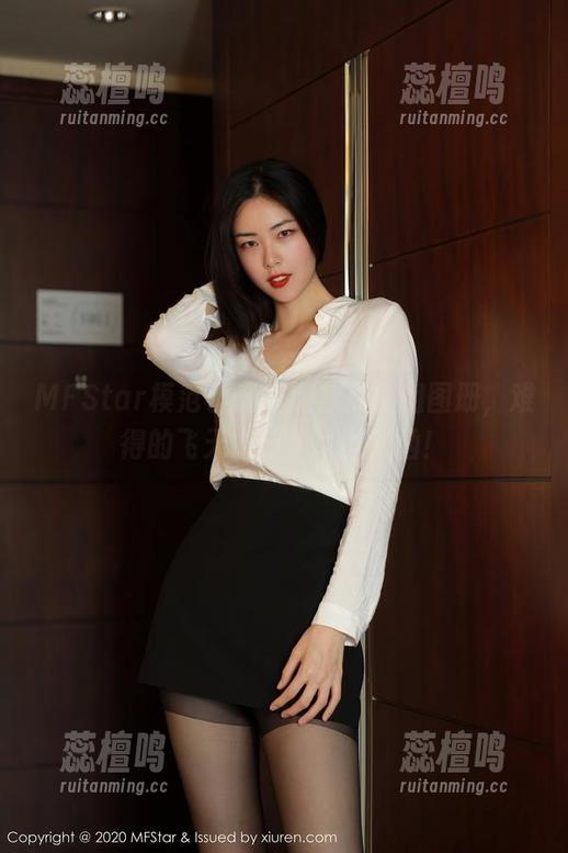 MFStar模范学院 - 张欣欣空姐图册，难得的飞天‘行李’邀请函！
