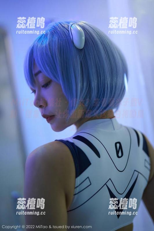 MiiTao蜜桃社 - 修女？来看看沐子熙V的“图集”，让你重新定义这身白袍的魔力。