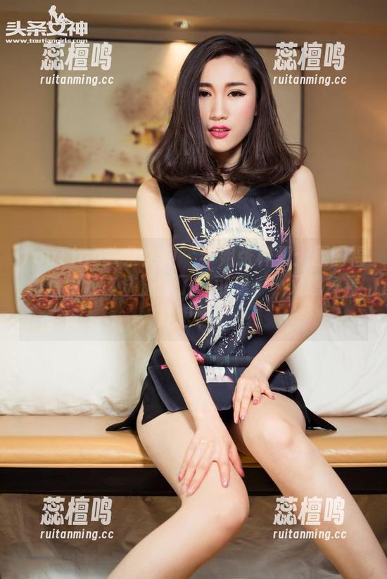 TouTiao头条女神 - 学姐张梓柔：原图福利暗示我该洗洗睡了，可是……又想多看几眼啊！