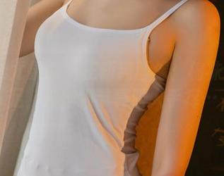 UGirls尤果网 – 王语纯画像：棉袜风味十足，那些细节真叫人手痒…