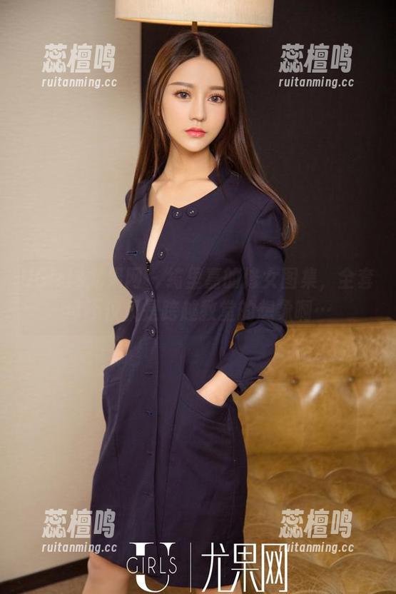 UGirls尤果网 - 绮里嘉的修女图集，全套可不仅仅是跨越教堂的想象啊…