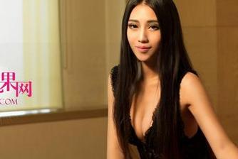 UGirls尤果网 – 在金子熙的黑丝作品集里，高清拍得真有种时光静止的错觉！