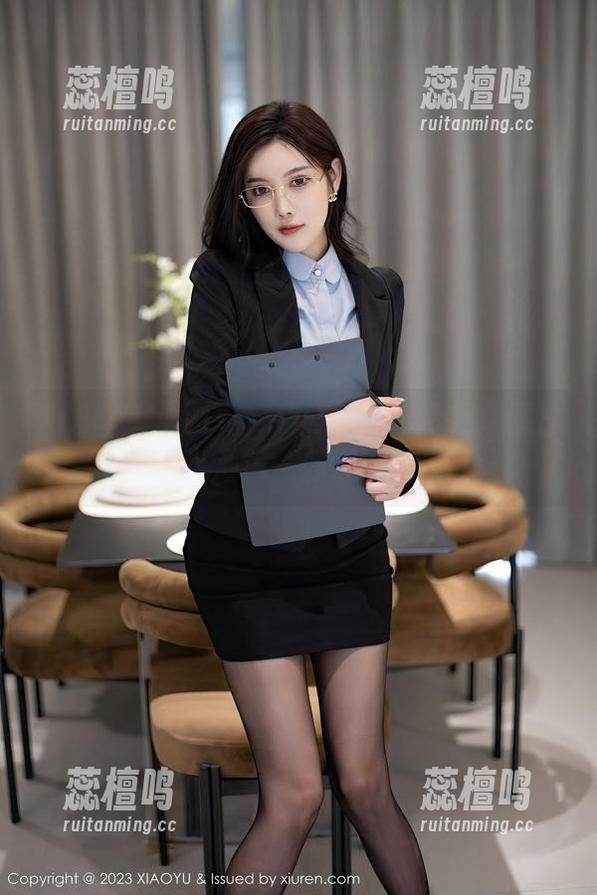 XIAOYU语画界 - 程程程短裙合集，照片里的小心思，你来捕捉吗？