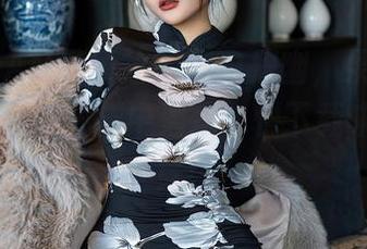 XINGYAN星颜社 – 纯白探幽，果儿Victoria在白色海洋中潜水，快下载来一探究竟！