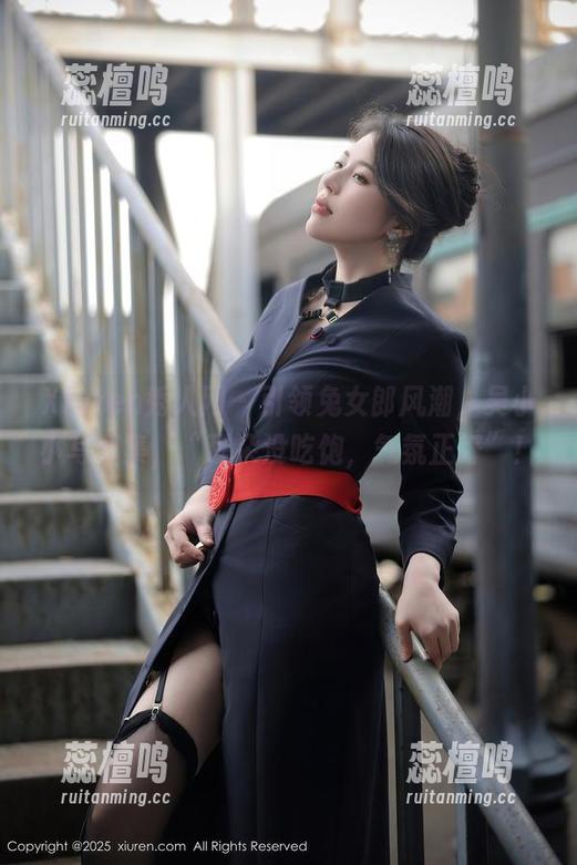 Xiuren秀人网 - 引领兔女郎风潮，吴小小写真集，“耳朵没吃饱，气氛正好”！