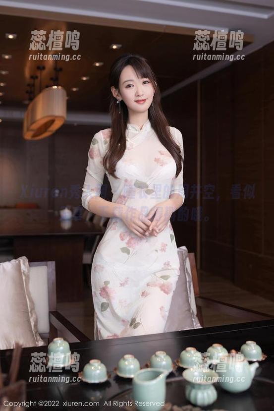 Xiuren秀人网 - 睡衣里的周井空，看似无辜，下载作品得斟酌哦。