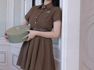 Xiuren秀人网 – 通过全套作品，揭开奶芙乔乔女友的神秘面纱