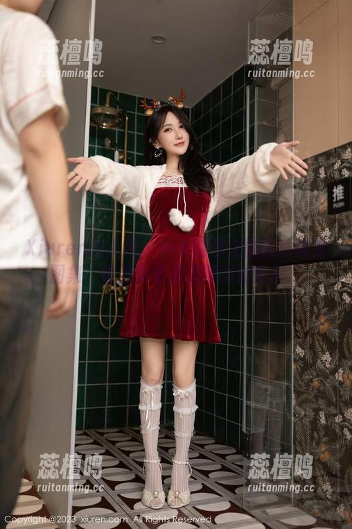 Xiuren秀人网 - 小小白思宜的在线修女图集，像是在看虚无飘渺的身影。