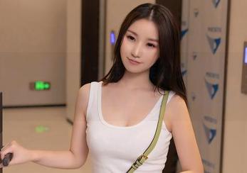 Xiuren秀人网 – 程程程的女仆写真集，更新后的每一帧都让人有些心猿意马。