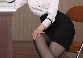 Xiuren秀人网 – 别小看这些图片，芈琳娜的美足合集真让人眼前一亮！