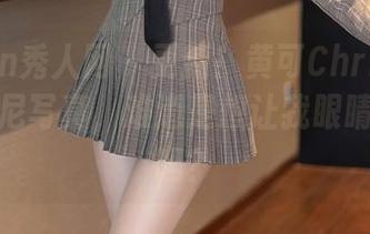 Xiuren秀人网 – 更新！黄可Christine的比基尼写真，难道是想让我眼睛不离开吗？