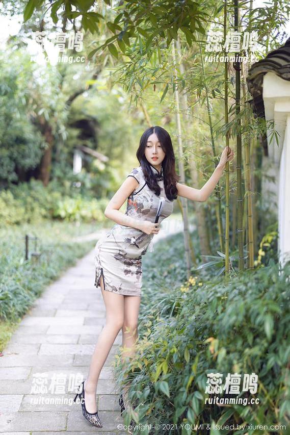YouMi尤蜜荟-孙梦瑶V YouMi尤蜜荟 - 油亮写真,孙梦瑶V在线,谁说光线不可以调皮
