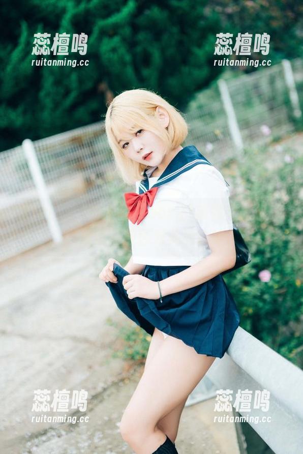 Zia(지아)的全套[Loozy]恋物女图包，彻底打破你对美的认知