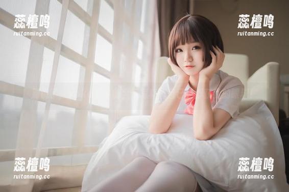 别说了，yoko夏宅的金莲写真图包已经俘获我的眼球！