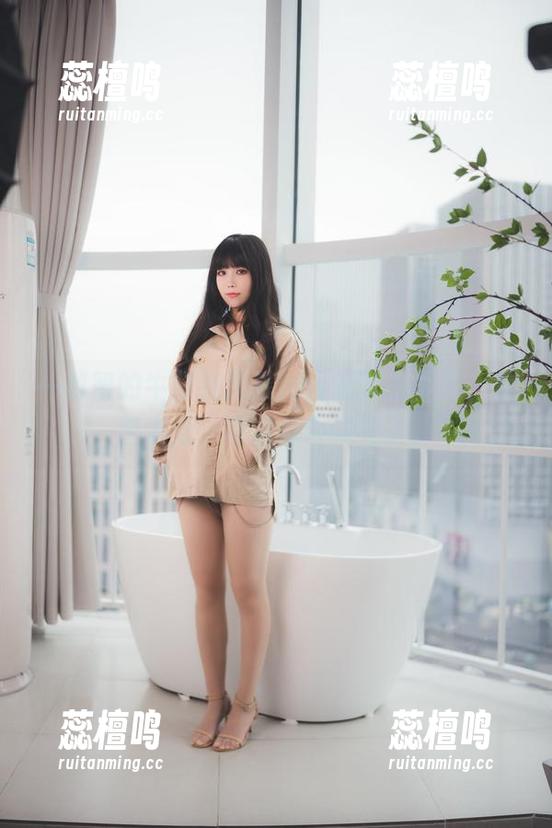 一智智的牛仔裤风暴，资源真是不少，美图满分，眼睛都要飘走了。