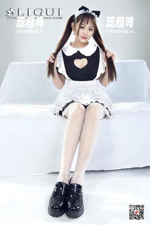 丽柜 - Vicky的高清写真，这种神态让我时不时也想摆个Pose。