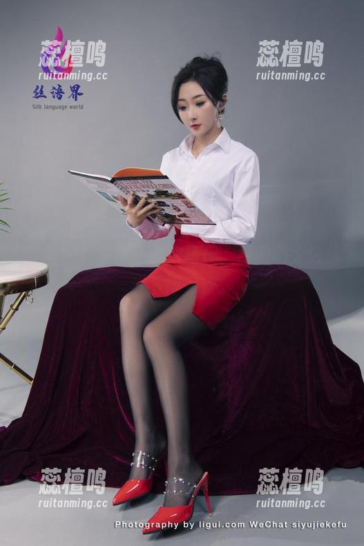 丽柜 - 看了慕子的双马尾，原图也太好，我下得手软。