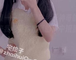校服图集——二阶堂宅绘子神奇的最新创作，看来我也要拿出我的高中班服来凑热闹了。