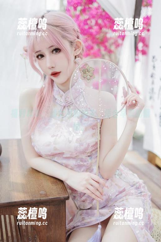 福利样本：仙女月的睡衣，适合早晨的慵懒。