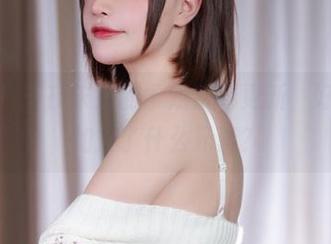 看这里！千夜未来的学姐系列更新，好奇她又加入了什么元素？