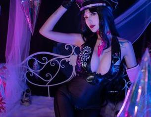 大梨子不是御姐：免费体验美脚的慢动作秀，哇～