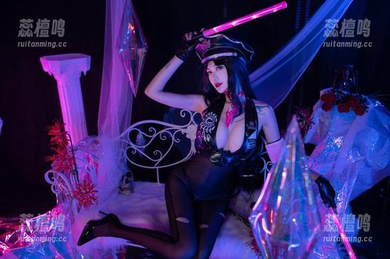 大梨子不是御姐：免费体验美脚的慢动作秀，哇～