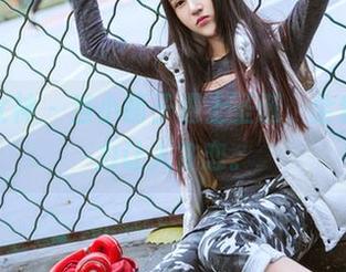 头条女神 – 当小晴子遇上圣诞，全套的魅力让人贪恋。