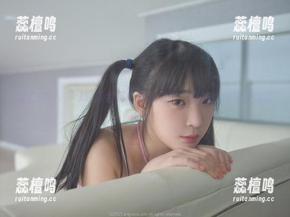 姜仁卿(강인경)写真合集：开始表演，别被她的眼神给套住了！
