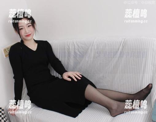 小众视觉-灵灵 小众视觉 - 一场高清的体操服秀,灵灵在图册中尽显俏皮!