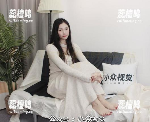 小众视觉 - 艾迪在海边，图片里沙子是她的新朋友，合集