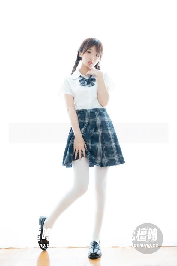 “少女秩序”全集：白丝吊带的调皮心思