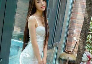尤果网 – 这不，尤菲儿在线展示她的女仆春夏秋冬资源！
