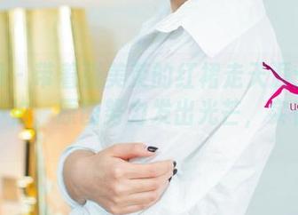 尤果网 – 带着张美荧的红裙走天涯：无圣光，不怕，原图努力发出光芒，实在犯规。