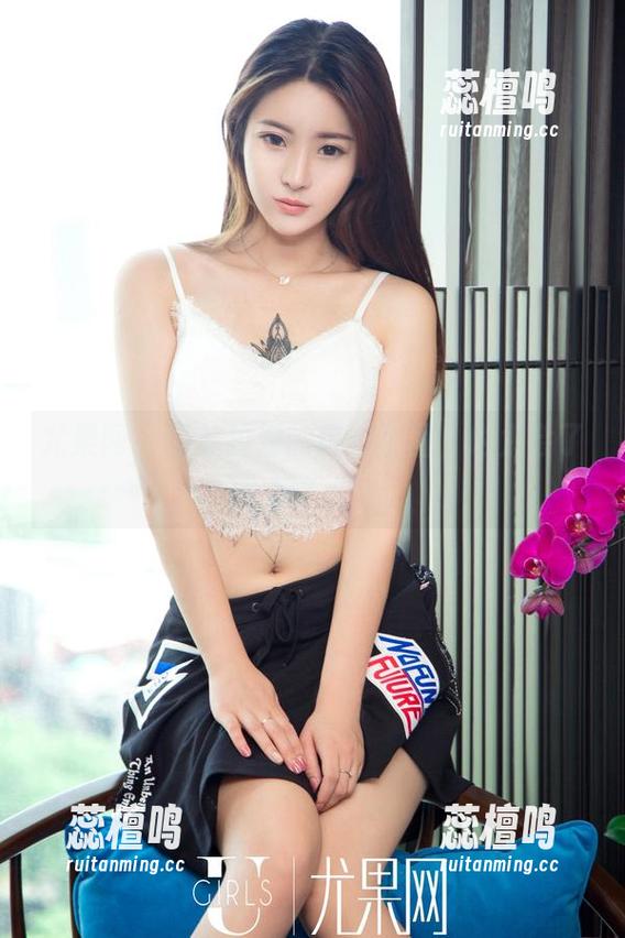 尤果网 - 曼苏拉娜的自拍美图，也太会了吧？！