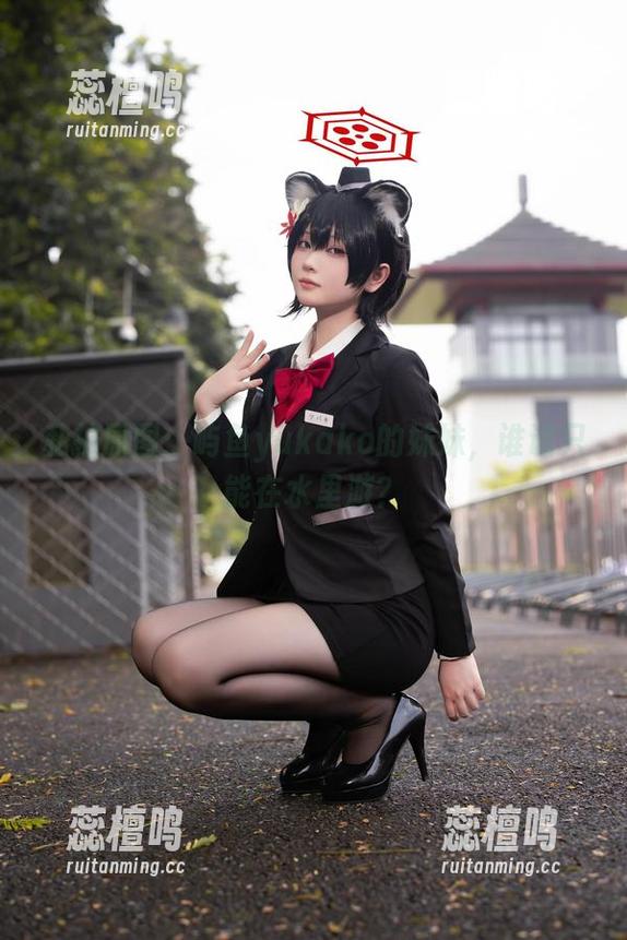 屿鱼yukako 私拍原图:屿鱼yukako的妹妹,谁说只能在水里游?