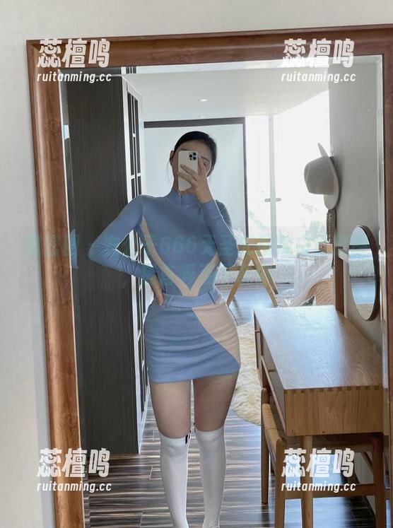 微密圈 - 左公子666无圣光播放白丝原图，搔首弄姿不带停