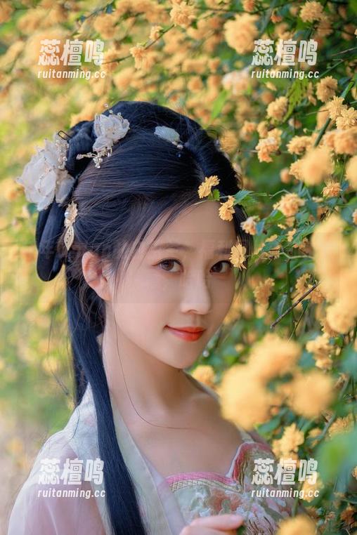 年年Nnian的白玉兰，福利图片等你来收藏，哈哈