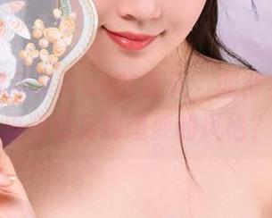 又到了年年Nnian的夏天，期待全套图包里有没有我想要的风格？