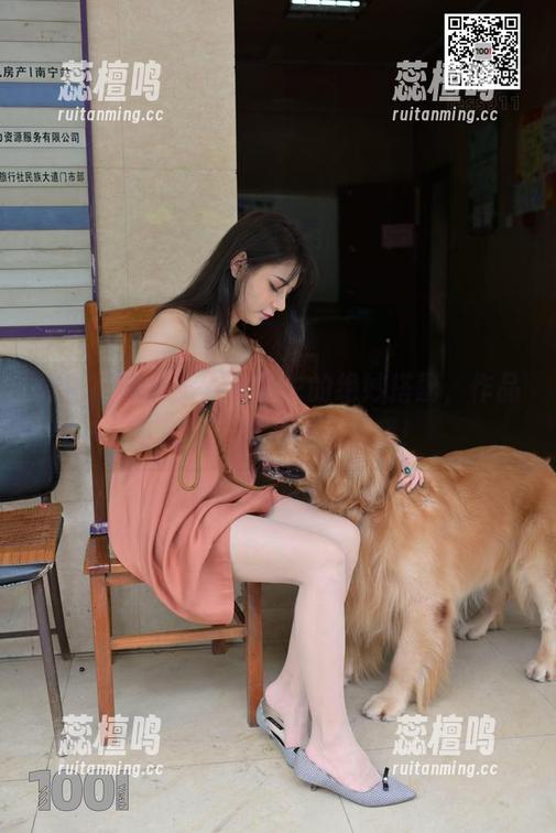 异思趣向-小六 异思趣向 - 小六与泳衣的绝妙搭配,作品有亮点,资源也超值哦!