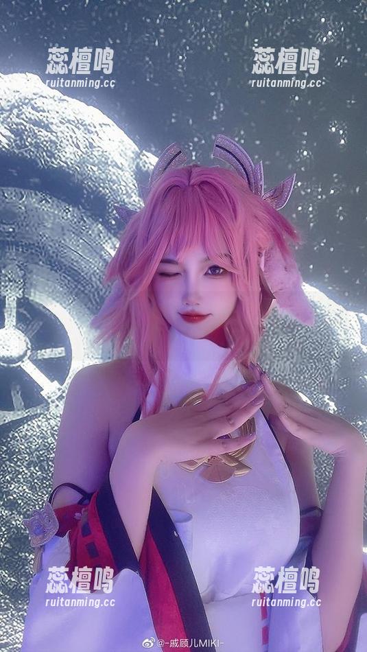 看，戚顾儿的居家写真免费线上展！不看可惜哦