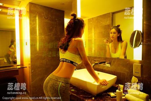 推女神 - 我心目中的白色代言人就是晓艾fafa，但这组高清写真让我有种想偷偷收藏的冲动。