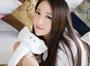 推女神 – 制服在线！梦娜Vanessa的合集又一次刷新我对‘制服’的定义！