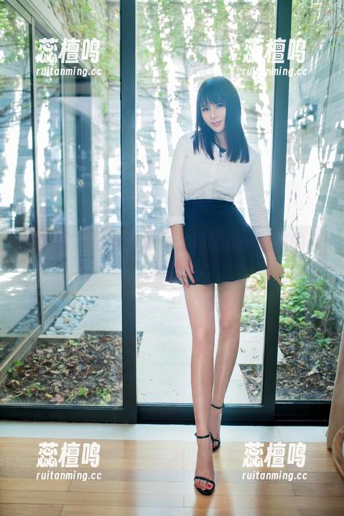 推女郎 - 连欣，青春在高画质中跃动的少女照片