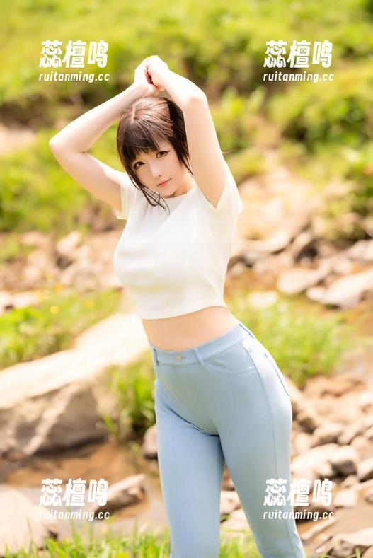 星之迟迟的厨娘套图合集，还能不能让人专心吃饭了？